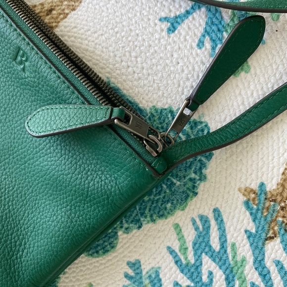 Banana Republic Green Pebbled Leather Crossbody - Picture 7 of 9